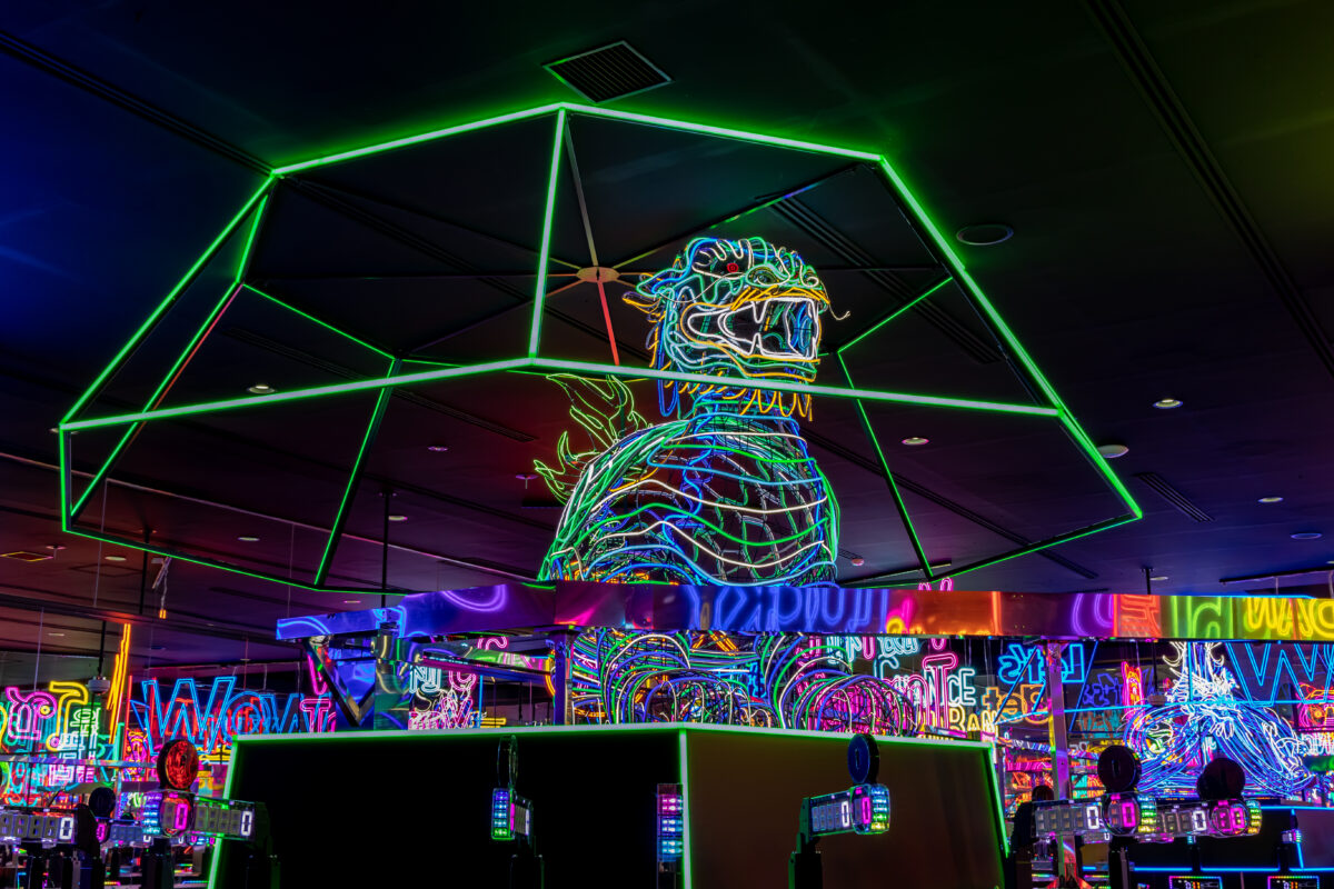 霊亀のLEDモニュメント